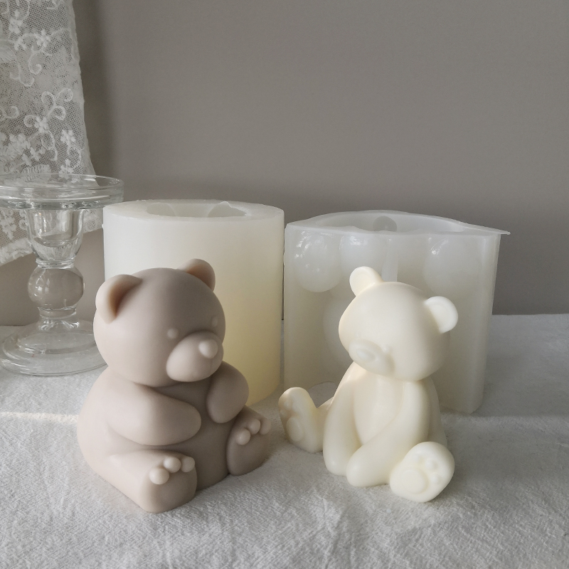 Custom J195 Hot Selling DIY Gift Soy Wax 3D Bear Candle Mould Handmade Cute Bear  Silicone Mold factory and manufacturers